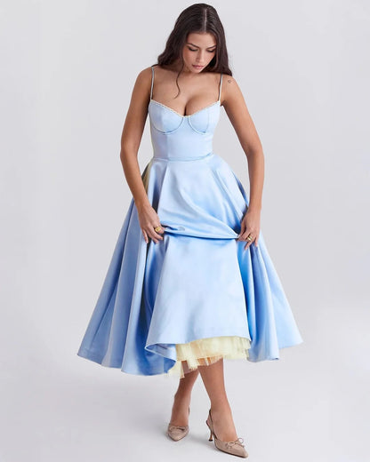 Laura | Vestido ajustado con tirantes finos